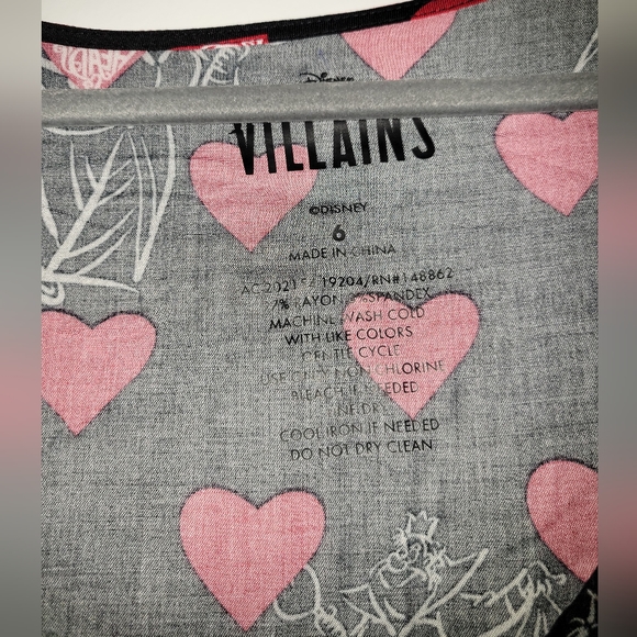 SALE Disney Villains Queen of Hearts Black Lace-Up Skater Dress - Picture 4 of 7